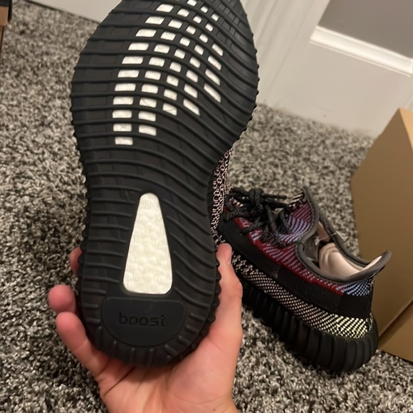Yeezy boost 350 v2 yecheil - Picture 4 of 6